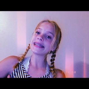 Meet your Posher, Hailey